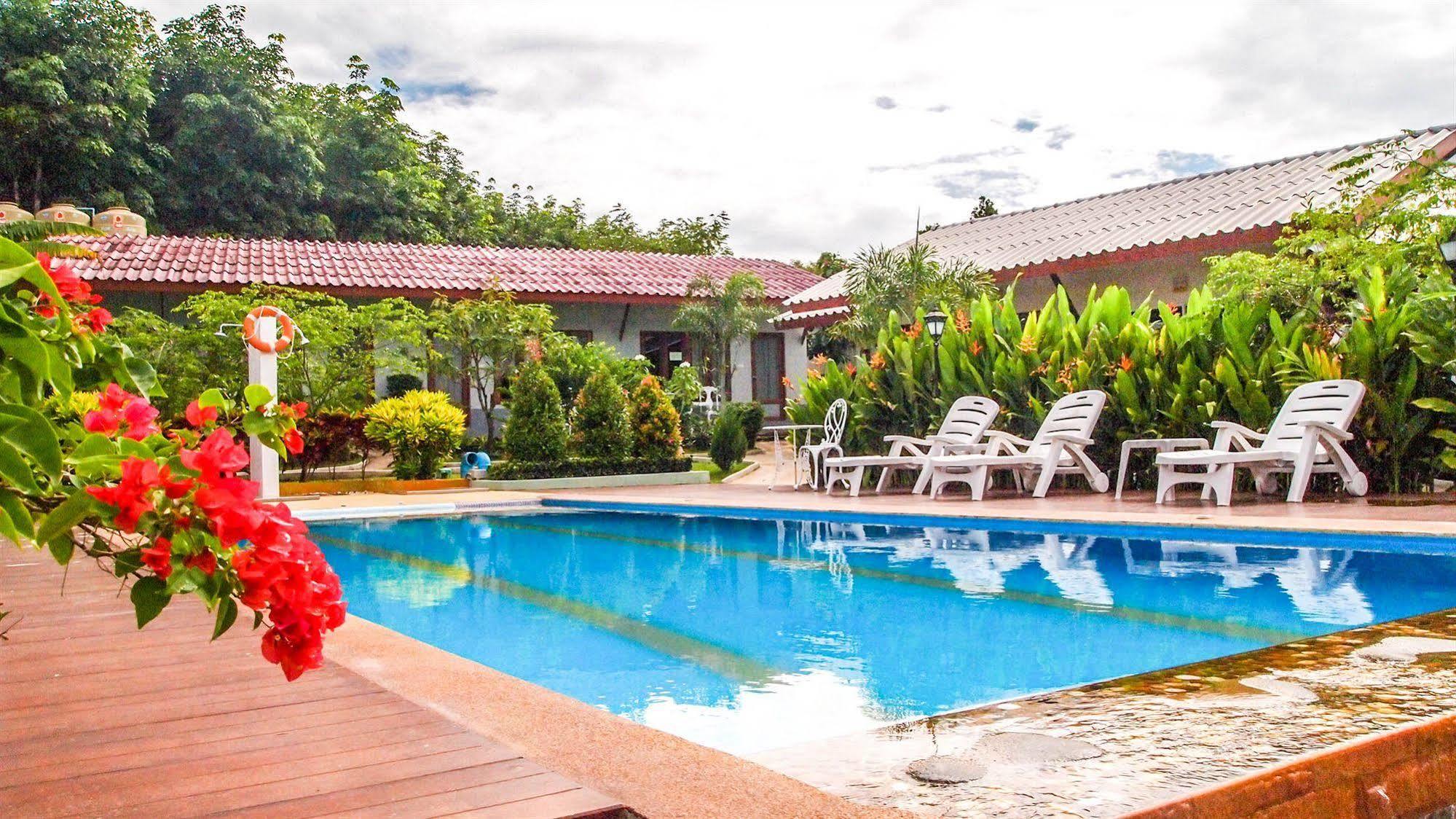 Phuket Muay Thai House Chalong Exterior foto